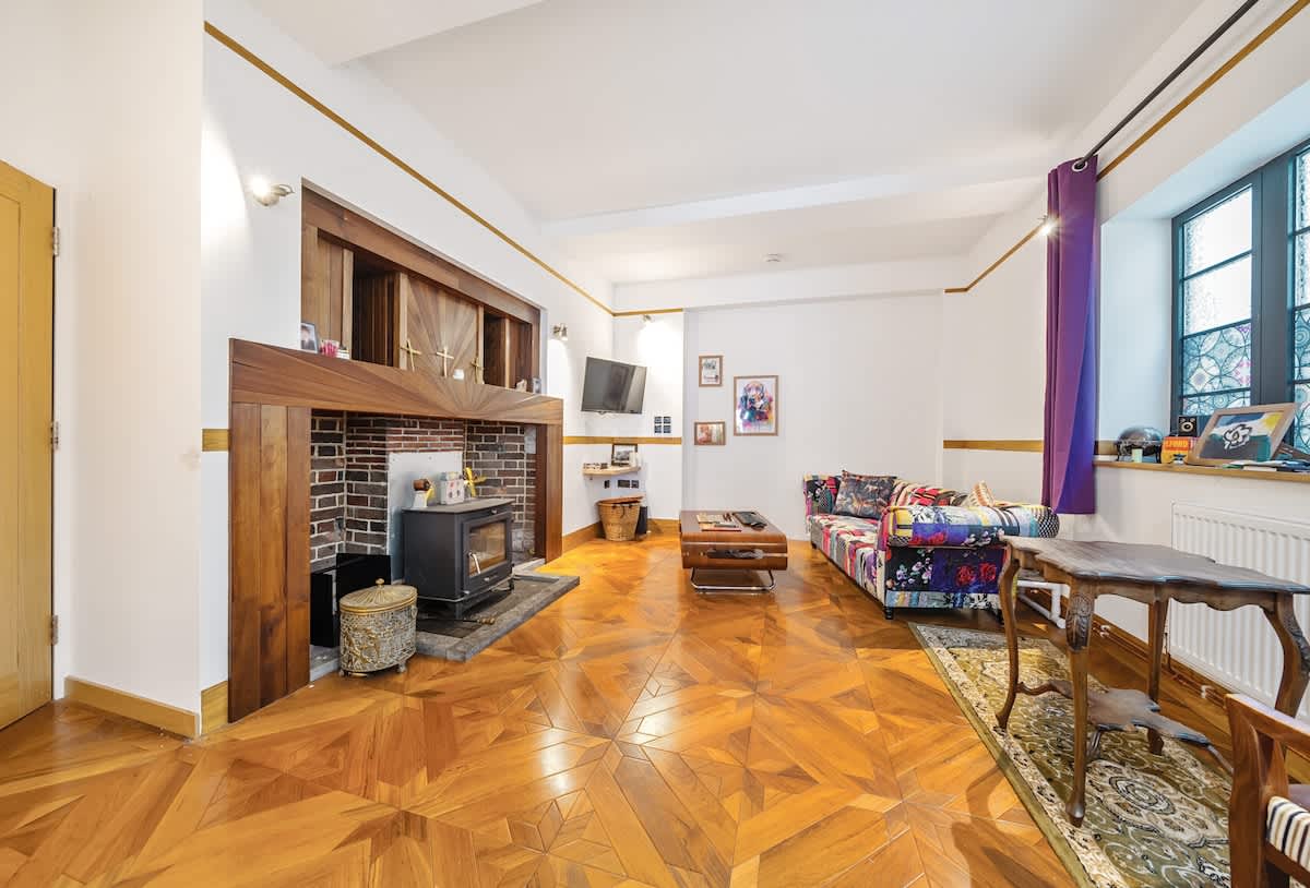 Belmont Deco Noir flat living room Bristol